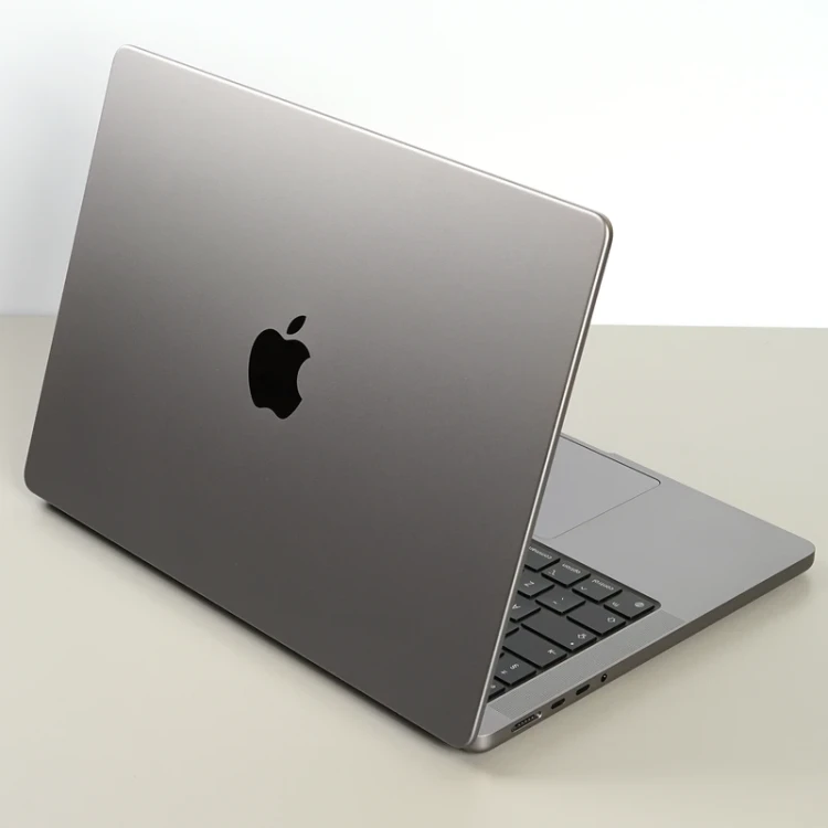 macbook-pro-14-2021-laptop-poleasingowy-a2442-tyl.webp