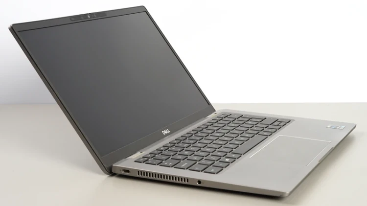 dell-latitude-14-2021-laptop-poleasingowy-7420-porty.webp