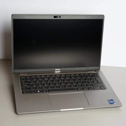 dell-latitude-14-2023-laptop-poleasingowy-5440-front.webp