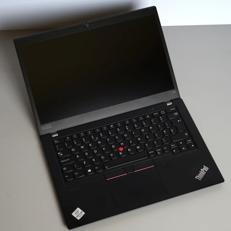 -lenovo-x13-13.3-2020-laptop-poleasingowy-widok-z-gory.webp