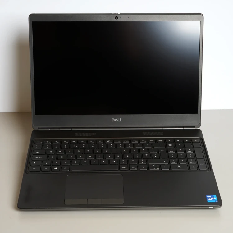 -dell-precision-15.6-2021-laptop-poleasingowy-7560-front.webp