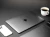 MacBook Air 13 M1 2020 rok model a2337 widok z góry aranżacja.webp