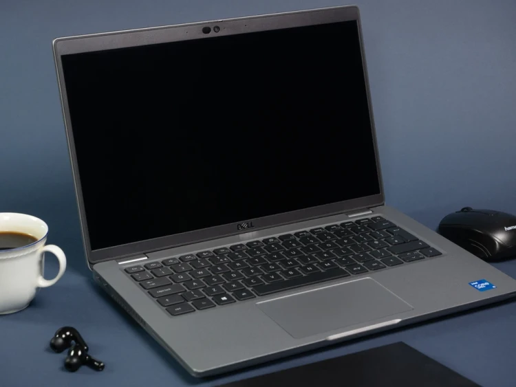 widok-z-przodu-Dell-Latitude-5420-14-2021-Laptop-Poleasingowy.webp