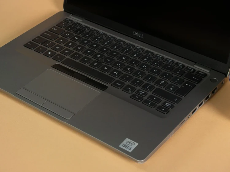 Dell-Latitude-5410-13-2020-Laptop-Poleasingowy-P1300552.webp