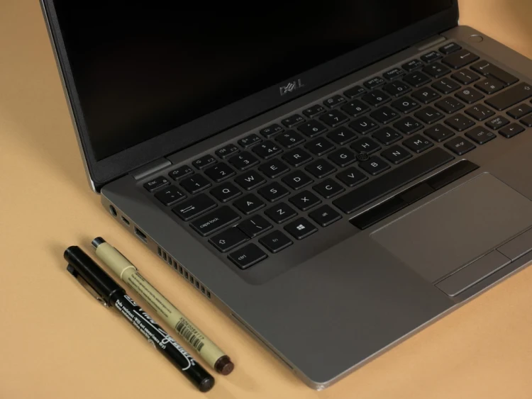 Dell-Latitude-5410-13-2020-Laptop-Poleasingowy-P1300551.webp
