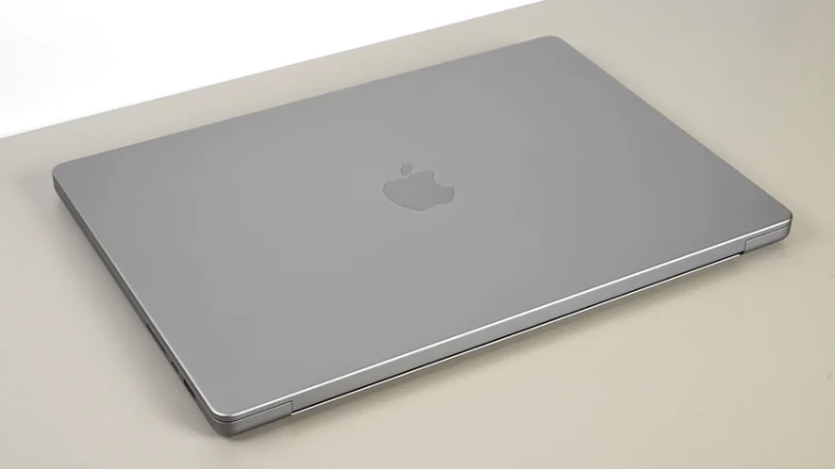 macbook-pro-16-2021-laptop-poleasingowy-a2485-pokrywa.webp