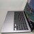 macbook-air-13,6-a3133-2023-laptop-poleasingowy-wejscia-prawa-strona